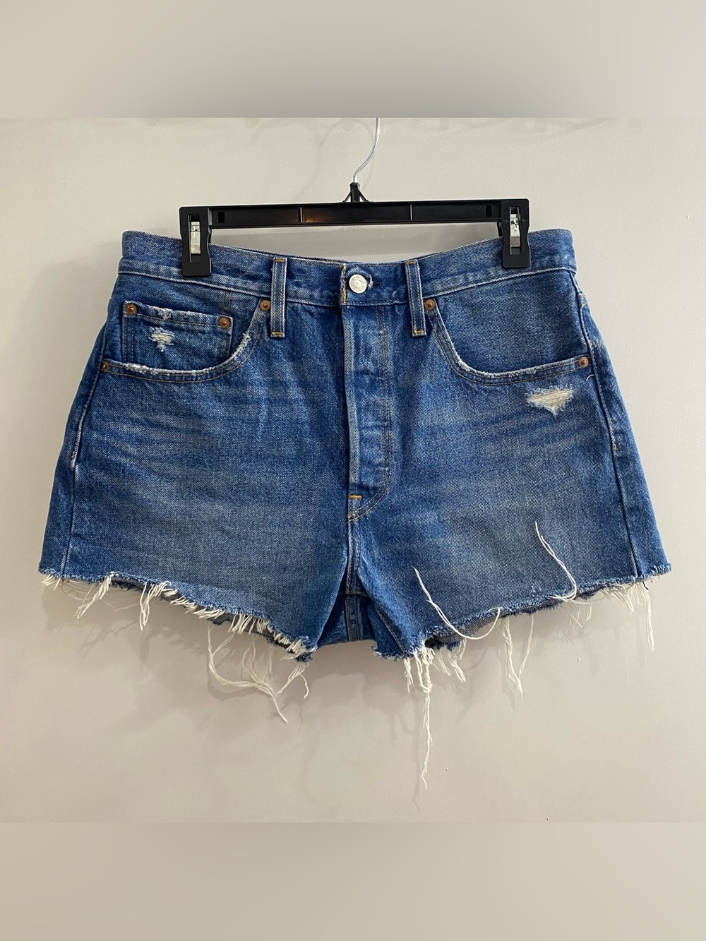 Levi's 501 Original Fit Women's Denim Shorts Medium Wash Size W30